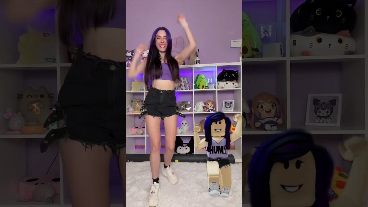 HEAR ME NOW bailando con TODOS mis AVATARES de Roblox