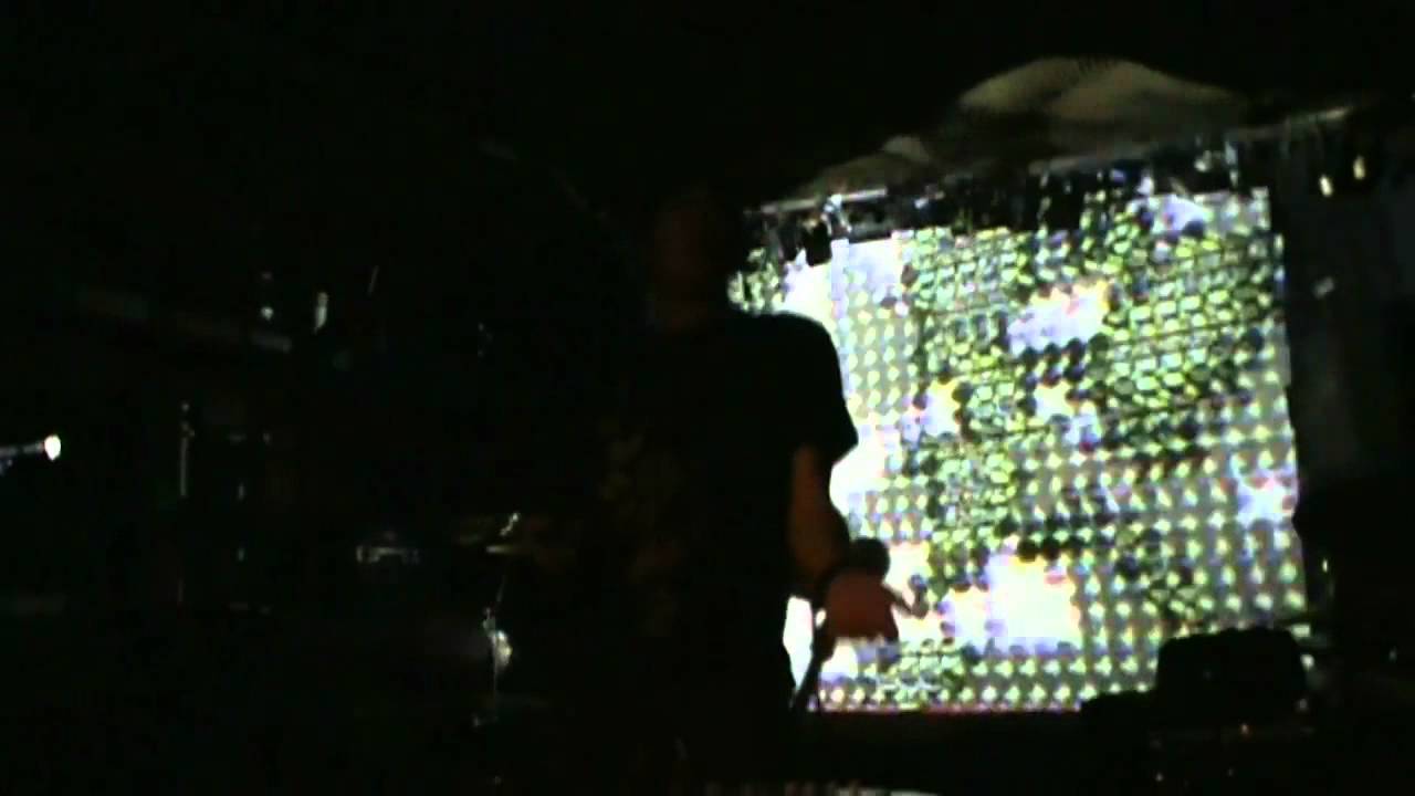 DEADBEATBLAST - THIS IS WHY I RIP THE CHIP (LIVE)