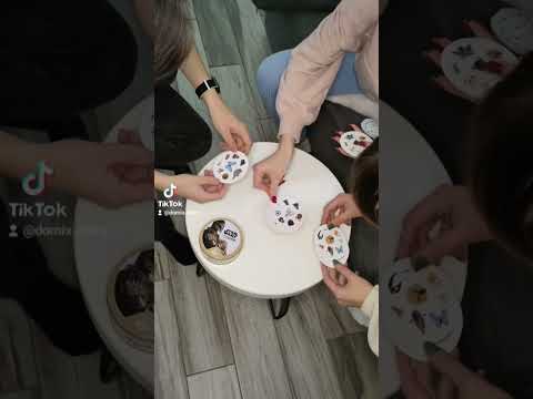 Українською Настільна гра Dobble: Star Wars Mandalorian (Добль: Мандалорец), видео 1