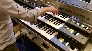 The Yamaha GX-1 - The Dream Machine chords