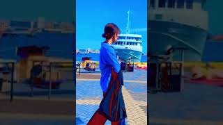 Kobe Harborland (神戸ハーバーランド) is a shopping and entertainment district between JR Kobe Station