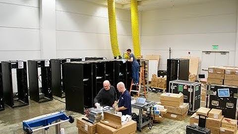 Staging SCinet for SC17 in 30 seconds