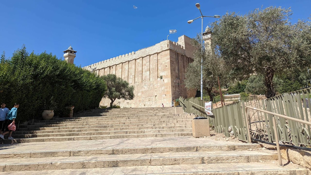 סיור במערת המכפלה כולל אולם יצחק  Cave of Machpelah