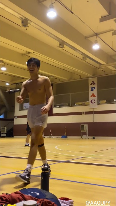 Andres Muhlach playing basketball 🏀