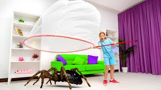 Five Kids catch bugs at home, pretend play and learn facts about insects for children