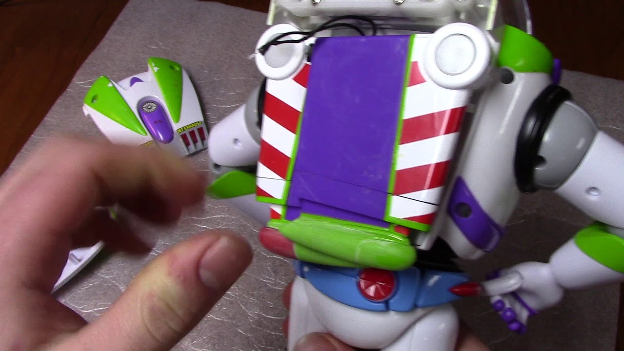 how to replace the battries in a toy story signature