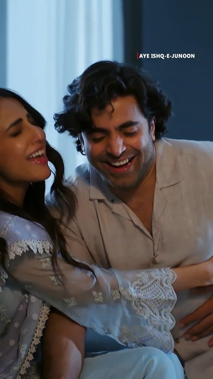Husband ❤️‍? Wife || ???? ?????? || #ayeishqejunoon || #couple || #shorts