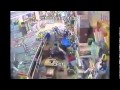 حادث سعودي يقتحم سوبر ماركت بسيارته بسرعه كبيره حادث سعودي يقتحم سوبر ماركت بسيارته بسرعه كبيره