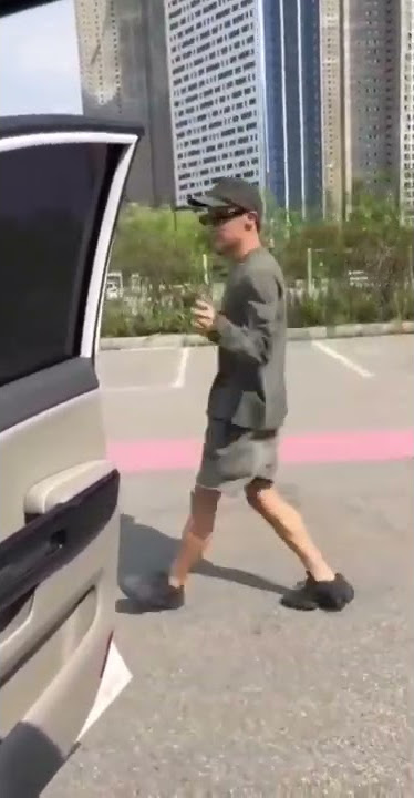 JHOPE'S DANCE ON KIKI DO YOU LOVE ME🔥♥️ #SHORTS #JHOPE #BTS
