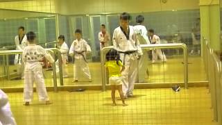 20120906 跆拳正規班第一課分組教學 指導太極一章
