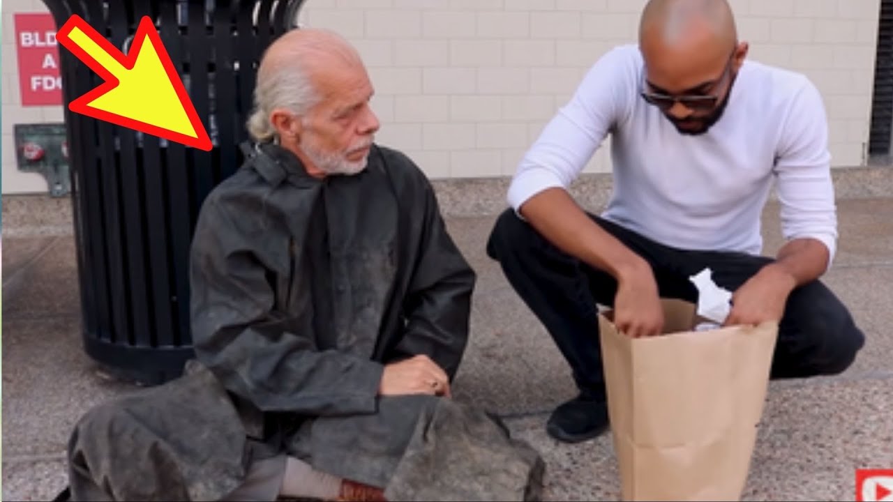 میلیاردر وانمود می کند که بی خانمان است تا ببیند کسی به او کمک می کند یا خیر