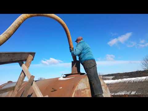 Т-150К на вивозці