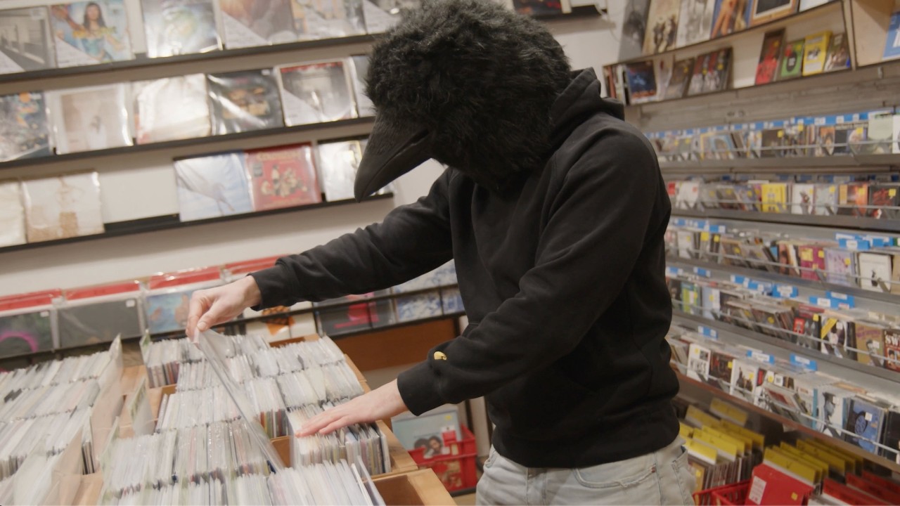 Ivan Nicolas "Train On Fire" - Un viaggio emotivo in crescendo tra urgenza, atmosfera e autenticità indie-rock