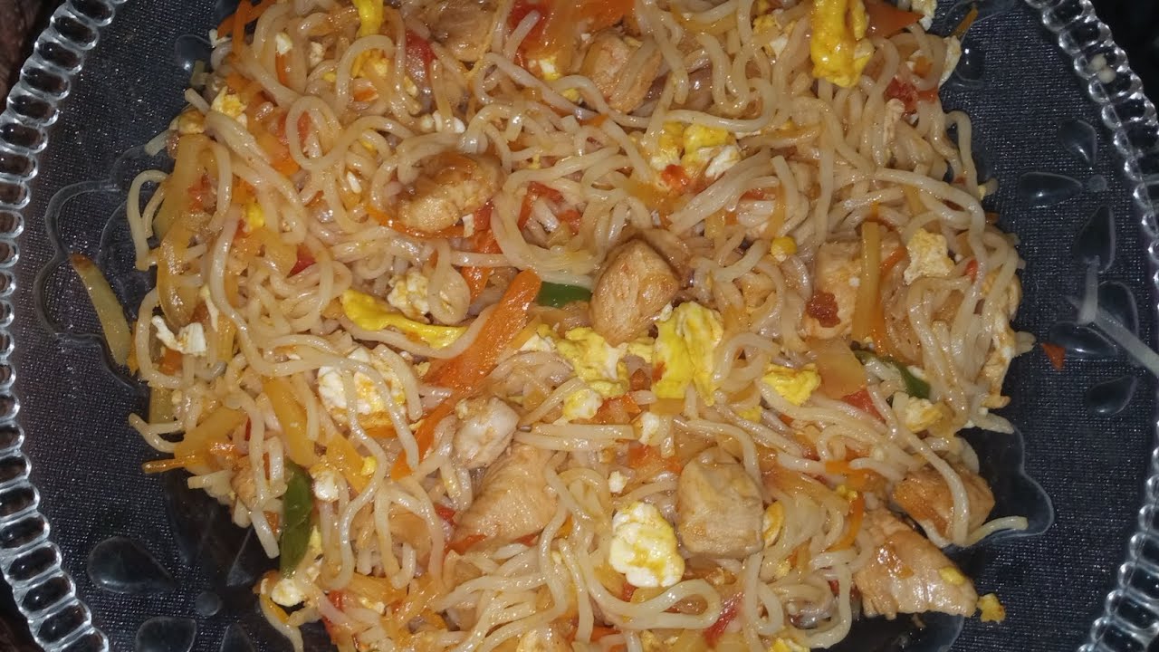 মজা দার চিকেন নুডুলস। Mojadar chicken noodles।🍝🍗