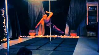 Pole dancing - Devil's elbow
