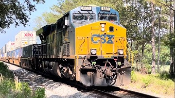 CSX 889 ES44AH w/ Mid DPU Leads CSX Intermodal I126