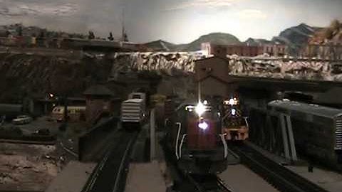 TopHobbyTrains Intermountain N Scale SD40-2T LokSound DCC Sound