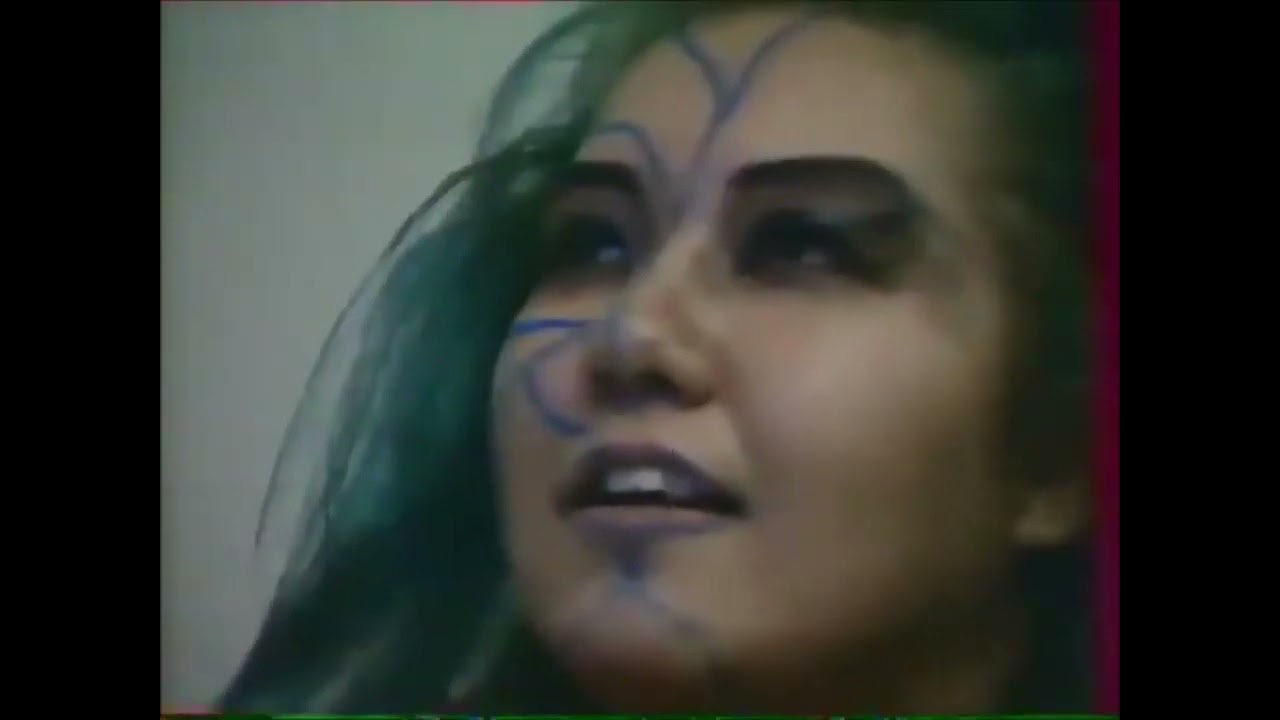 Bull Nakano playing Super Mario World