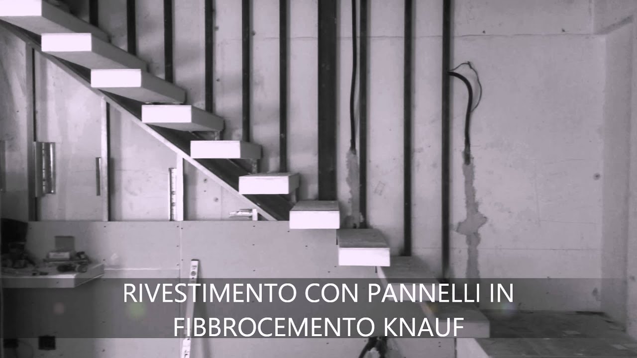 Scala moderna interna a sbalzo o sospesa a misilmeri (architetto ... Scala interna moderna