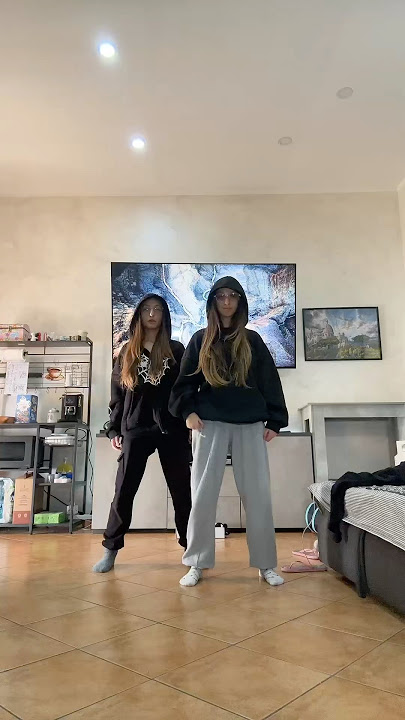 Money pull up con Ella sorella