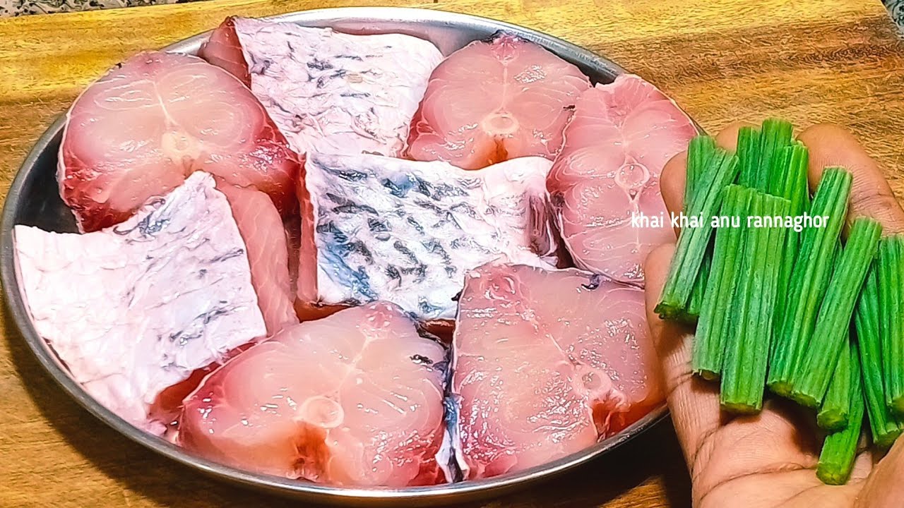 যে কোন মাছের ঝোল এইভাবে একবার রান্না করলে এর সুগন্ধেই পুরোভাত খাওয়া হয়ে যাবে|Rui Macher Jhol Recipe 