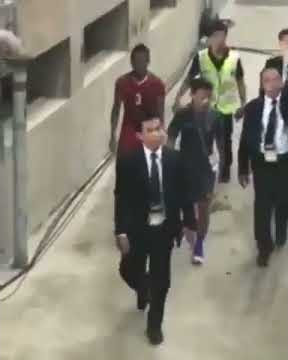 Keberanian Abduh Lestaluhu di hadapan ribuan Suporter Thailand