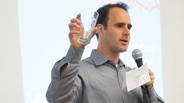 Trivia: How to Utilize a Super-Stack: Storing & Searching with Riak, Redis, Solr & Spark