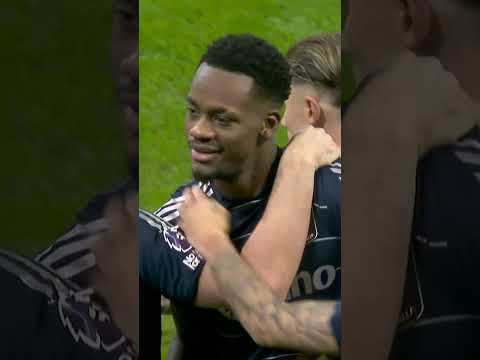 HOW HAS JHON DURÁN SCORED THAT?! 💥