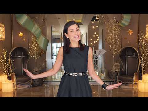 A VERY COVID HOLIDAY | crazy, epic decorations with Heather Dubrow