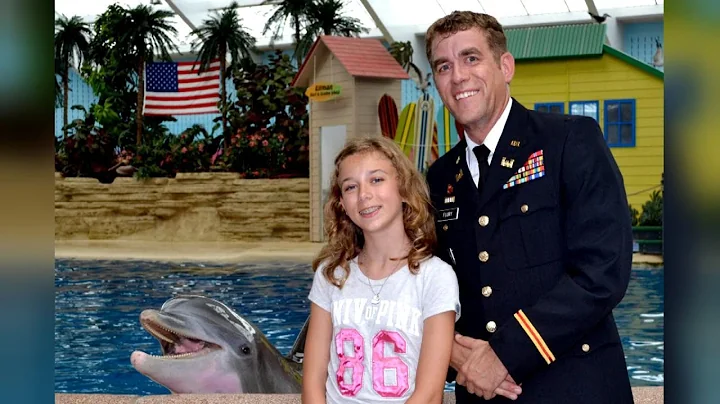 Military Dad Surprises Daughter With Early Homecom...