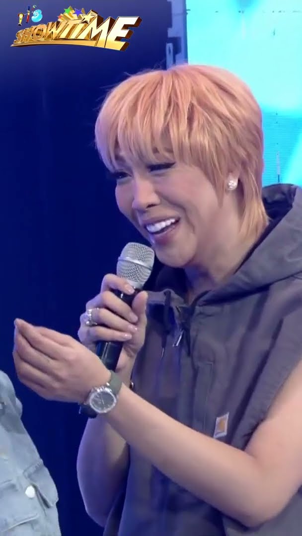 Kanino ka ba kasi nakipaglaro ng ‘Mahal-mahalan,’ Kim? #shorts | It's Showtime