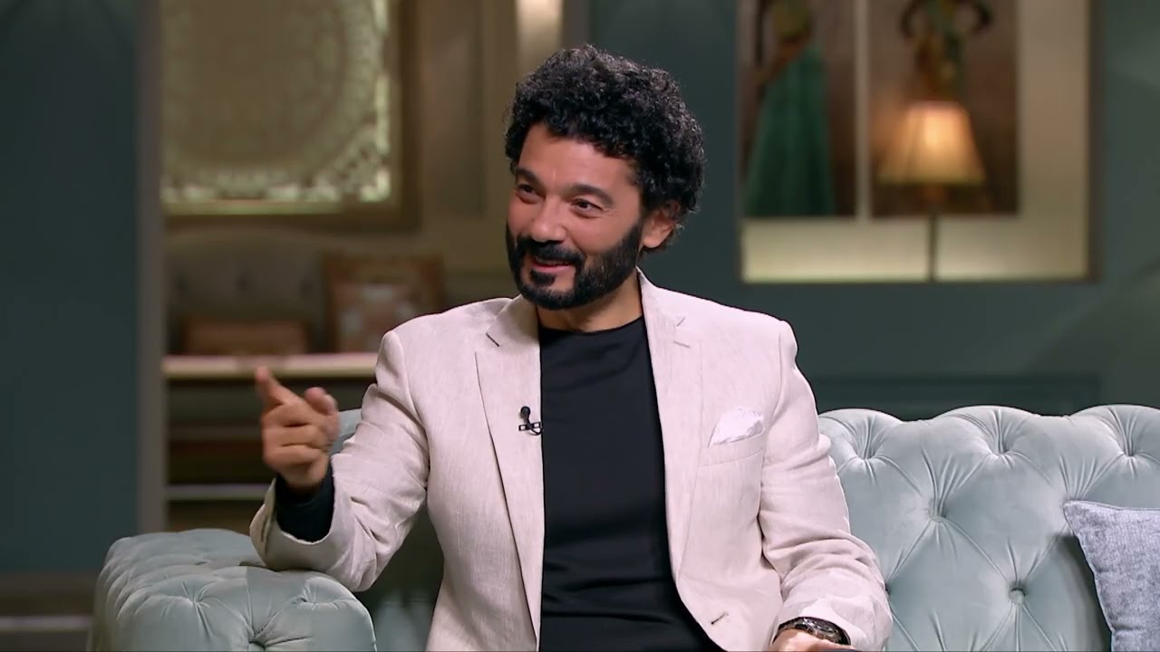 صاحبة السعادة | خالد النبوى: تربيت على القراءة بسبب والدى.. وكنت طالب 