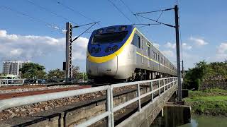 3228次區間車岡山站南通過(EMU800)