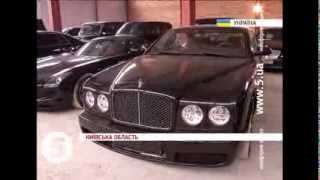 Самооборона знайшла VIP-автопарк у Гостомелі