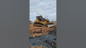 Good Skills Bulldozer Operator #machines_tv #constructionequipment #dirtmovers