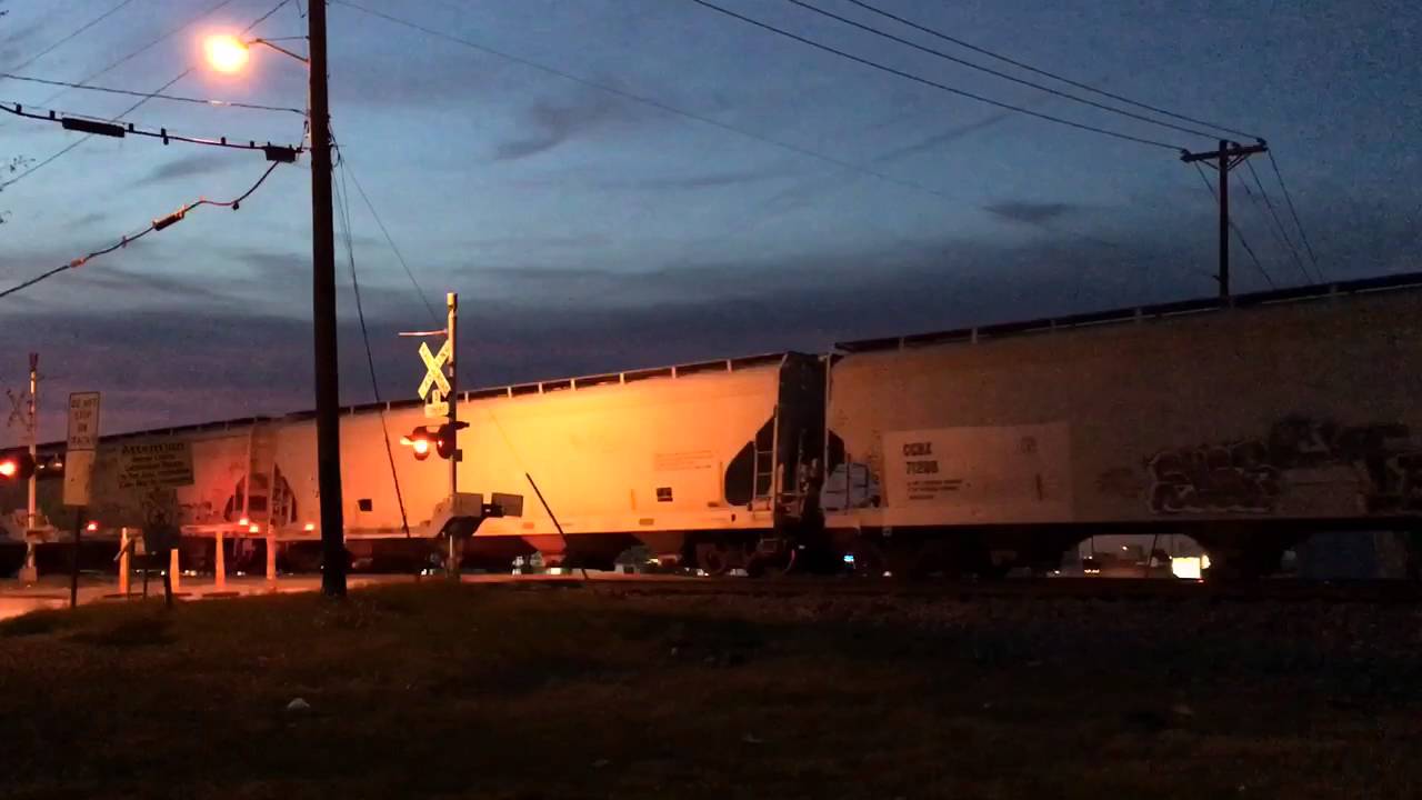 Arlington, Texas - UP 8102 - 03/04/2016 (Part 2 of 2)