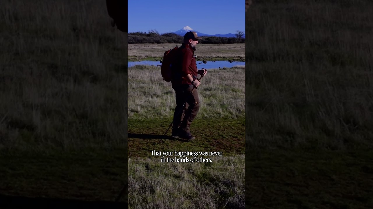 Счастье никогда не было где-то там. Оно всегда было здесь. 