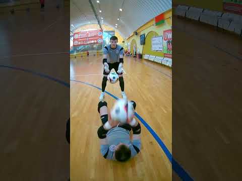 Разминка вратарей МФК Витэн-Орша #goalkeepertraining #futsal #goalkeeperschool #goalkeeperacademy