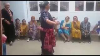 Uzbekstonlik raqosa opa 2017 uzbek kino