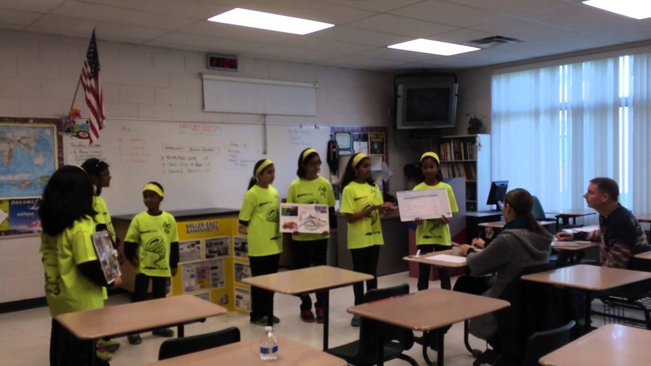 Miller-East BananaBots # 5017 @ DownRiver Robot Rescue - Research Judging