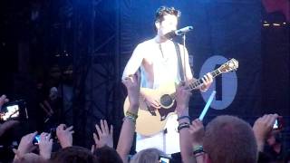 Thirty Seconds To Mars - Hurricane - Leeds Festival 27.08.11 screenshot 5