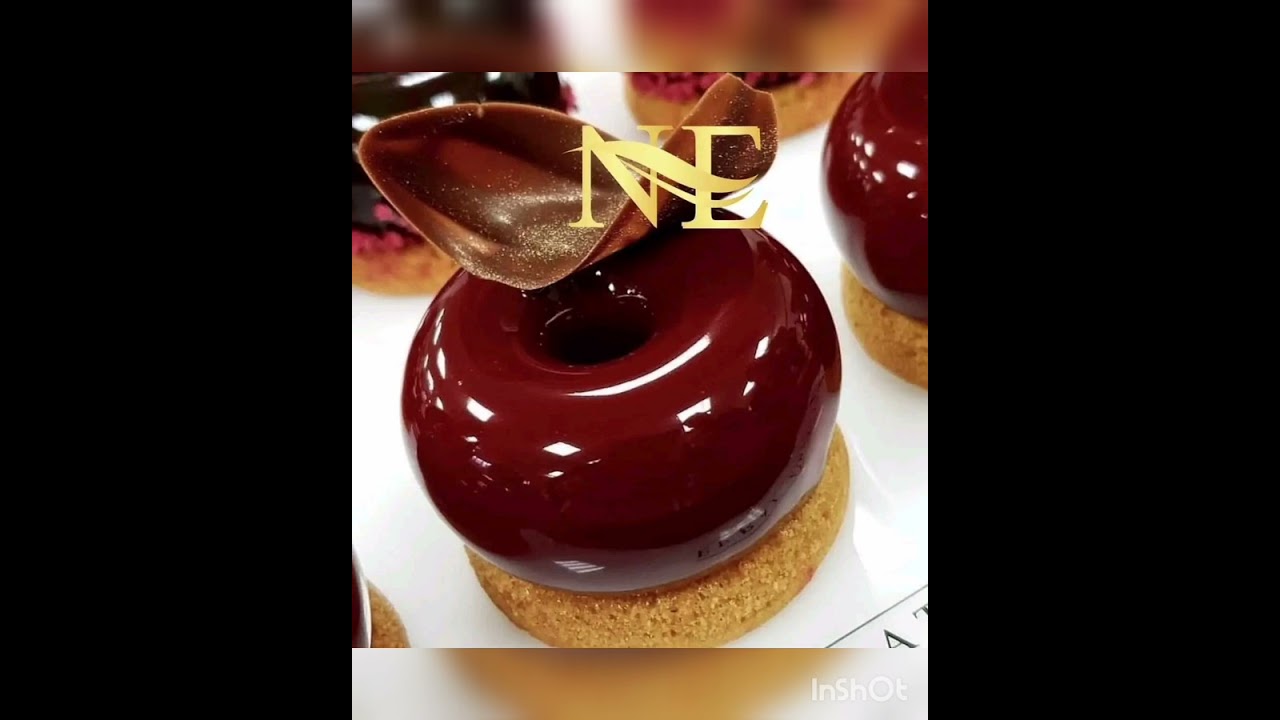 تشكيلة حلويات ولا أروع بأنامل جزائرية قمة الجمال والإبداع