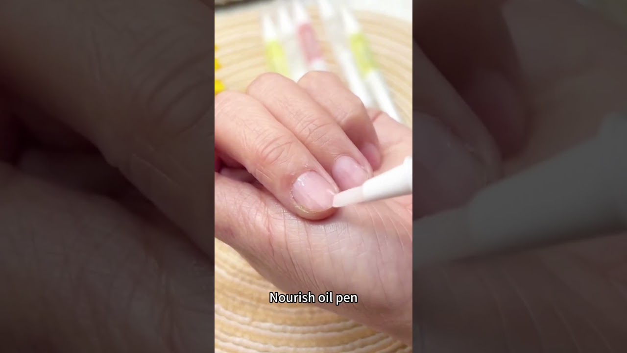 Luscious Glances Organic Nail Oil Pen –Cuticle Care & Nail Revitalizer for Stronger, Healthier Nails