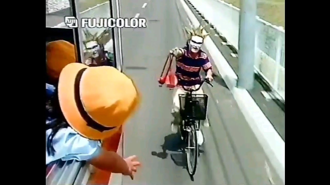 CM 1992 フジカラー 写ルンです エコノショット デーモン小暮 - YouTube