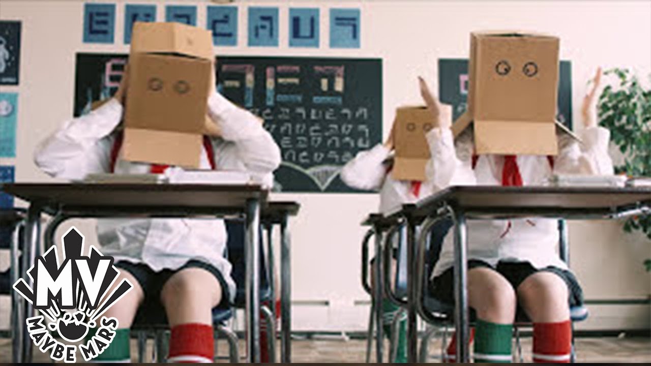 Tonton 【鳥撞Birdstriking】 - KAKAKAKA(Official MV) di YouTube Tonton 【鳥撞Birdstriking】 - KAKAKAKA(Official MV) di YouTube