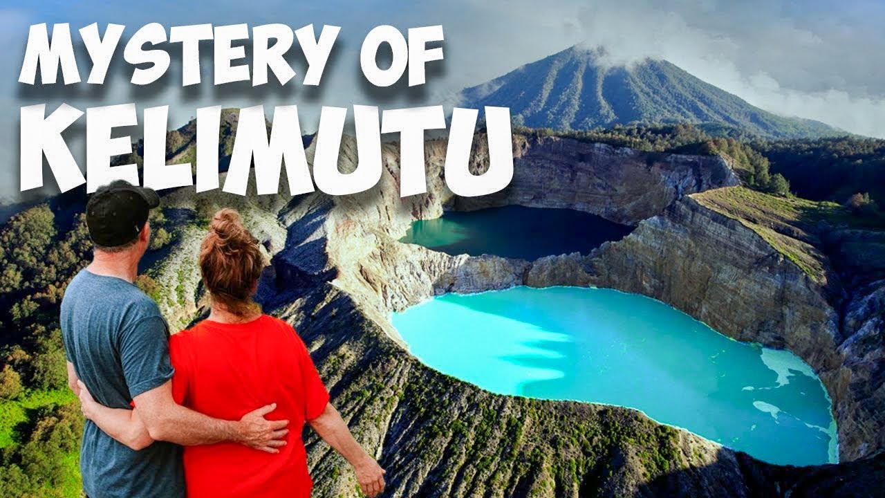 Hiking Mt Kelimutu: Indonesia’s Mysterious Colour-Changing Volcano