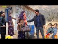 Narges and Hojjat's conflict over the dream of a city day between mountains and longing