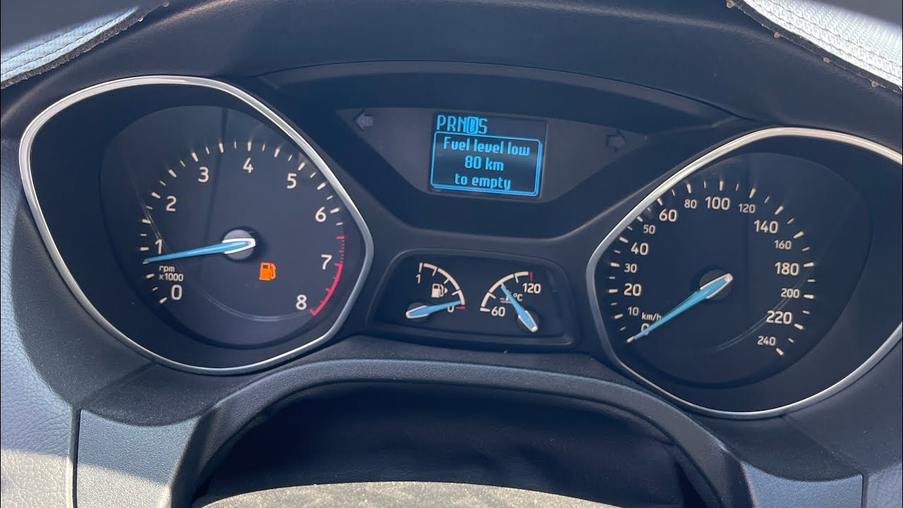 Ford Focus, Explorer, Tourneo chung hộp số, có nên mua Focus