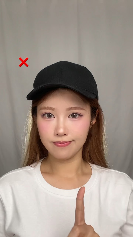 볼캡 여신되는 모자 예쁘게 쓰는법 두번째! - YouTube