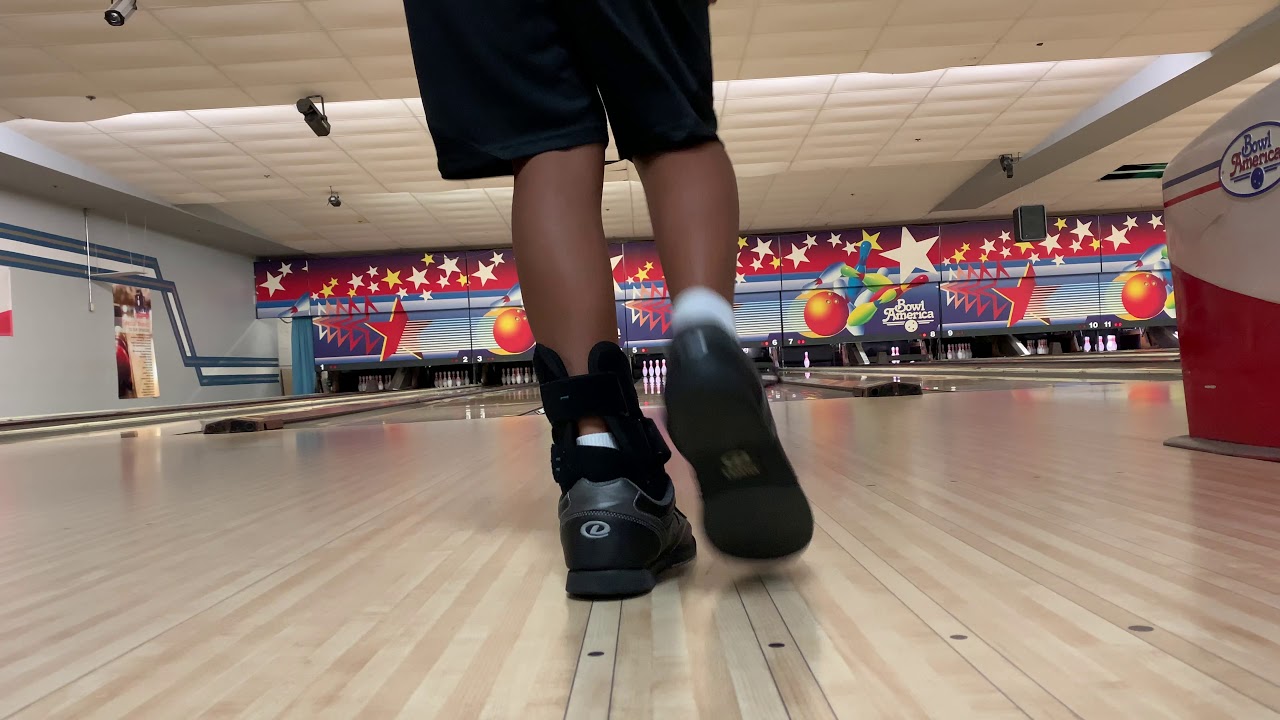 I bowl strikes and they sound loud and the pins bounce a lot YouTube